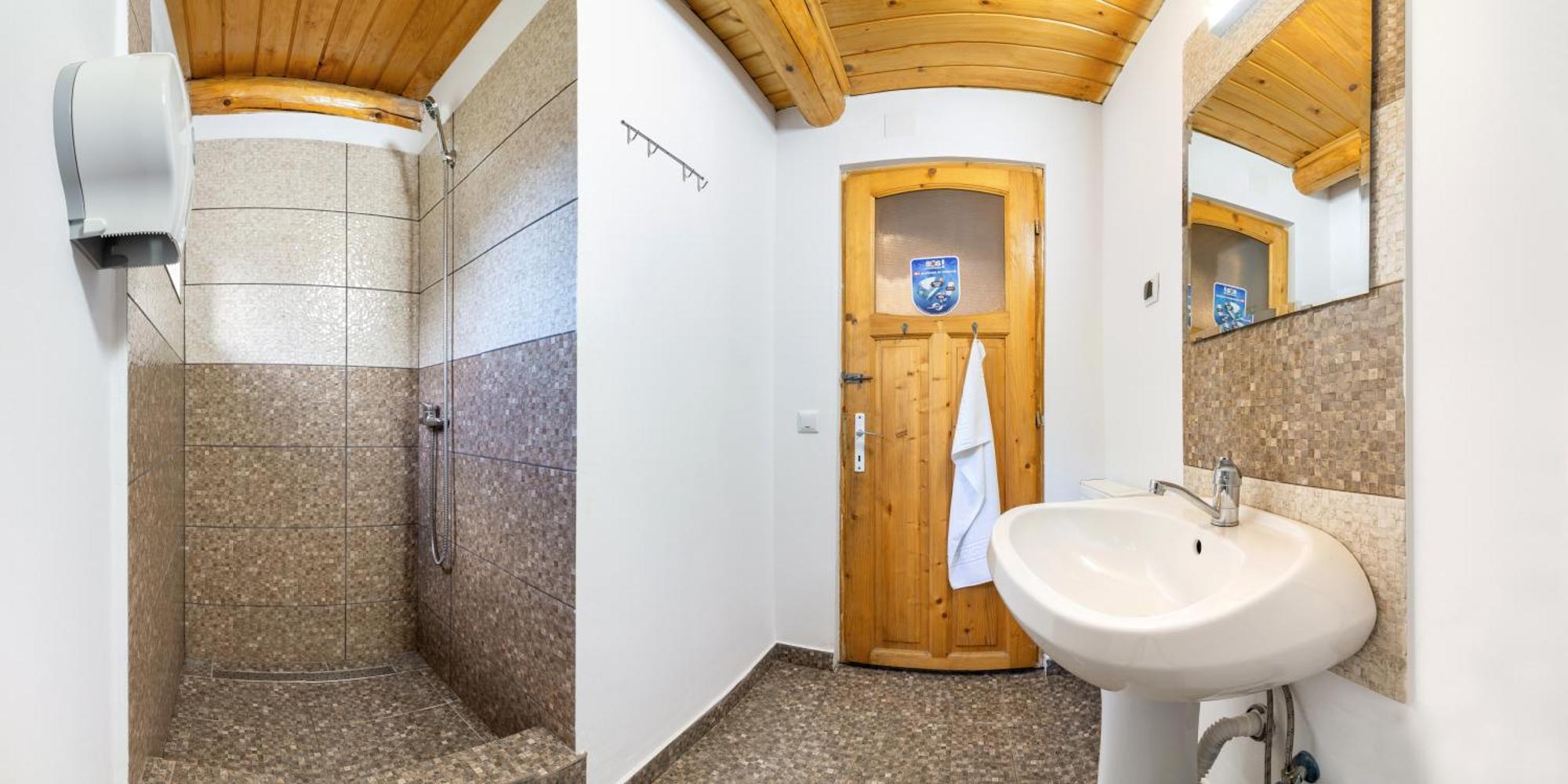 Resort 7 Crai - Cabana Baciu Zărneşti Esterno foto