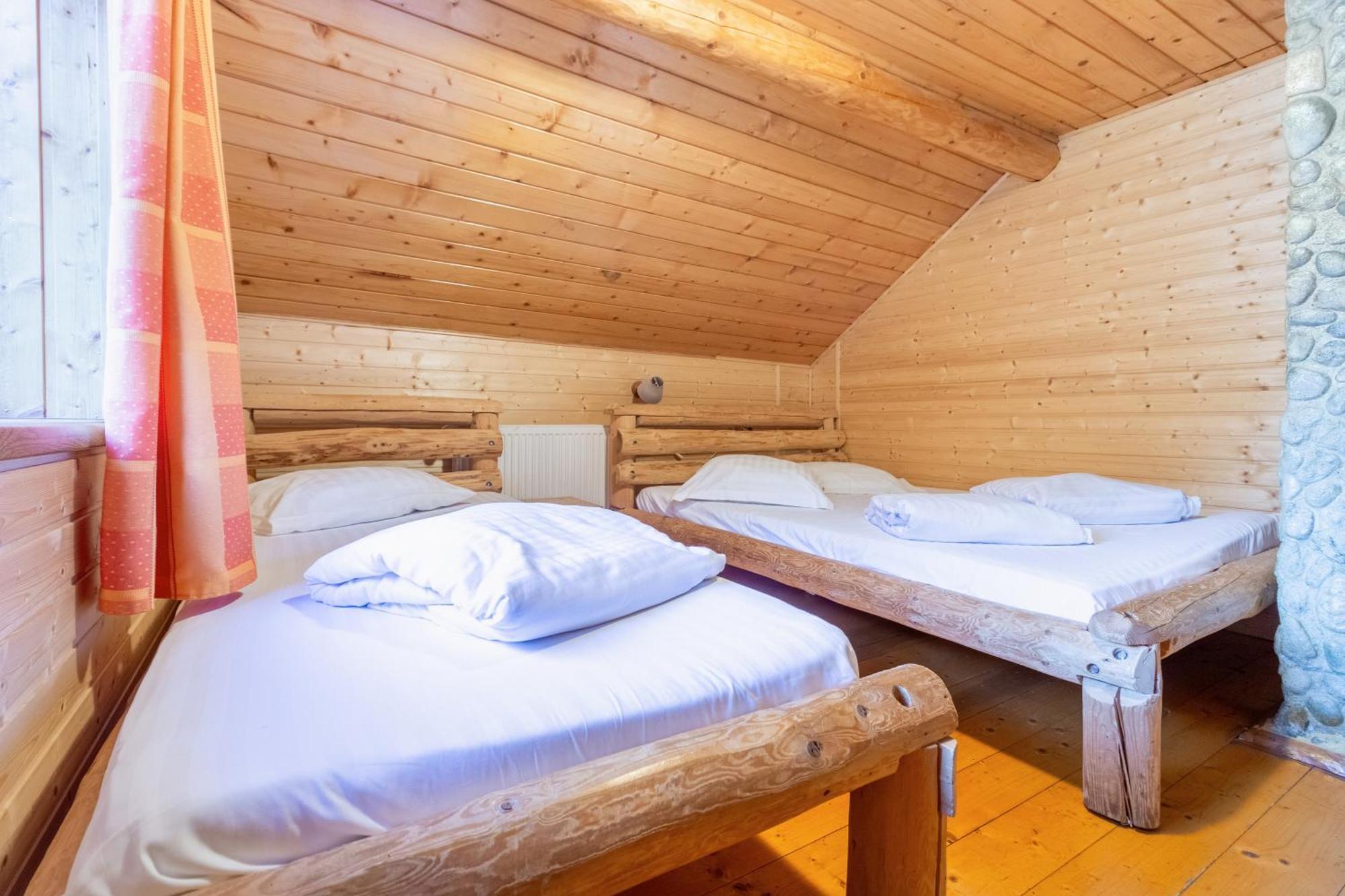 Resort 7 Crai - Cabana Baciu Zărneşti Esterno foto